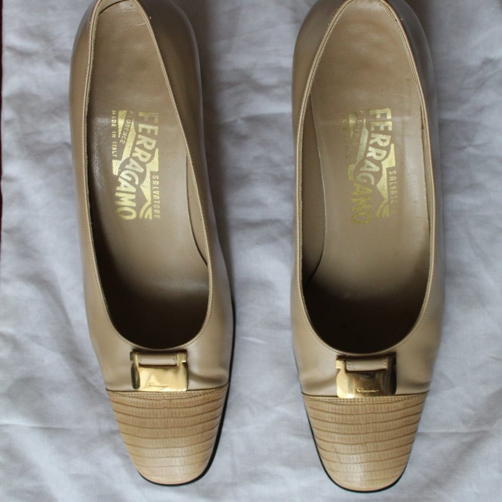 Salvatore Ferragamo Beige Heels Size